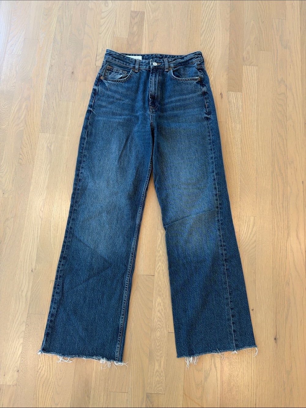 Zara TRF High Rise Wide-Leg Jeans with Raw Hem
